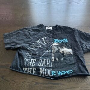 Black Graphic Crop T-Shirt with Blue Accents